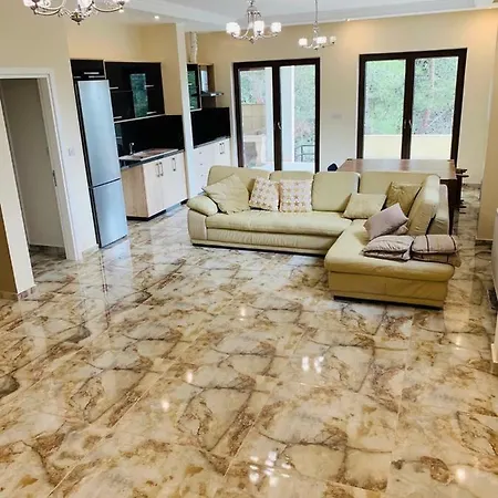Luxury House-,troodos Mountains,forest Вилла